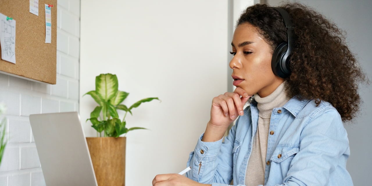 Quelles sont les différences entre l'e-learning et le digital learning ?