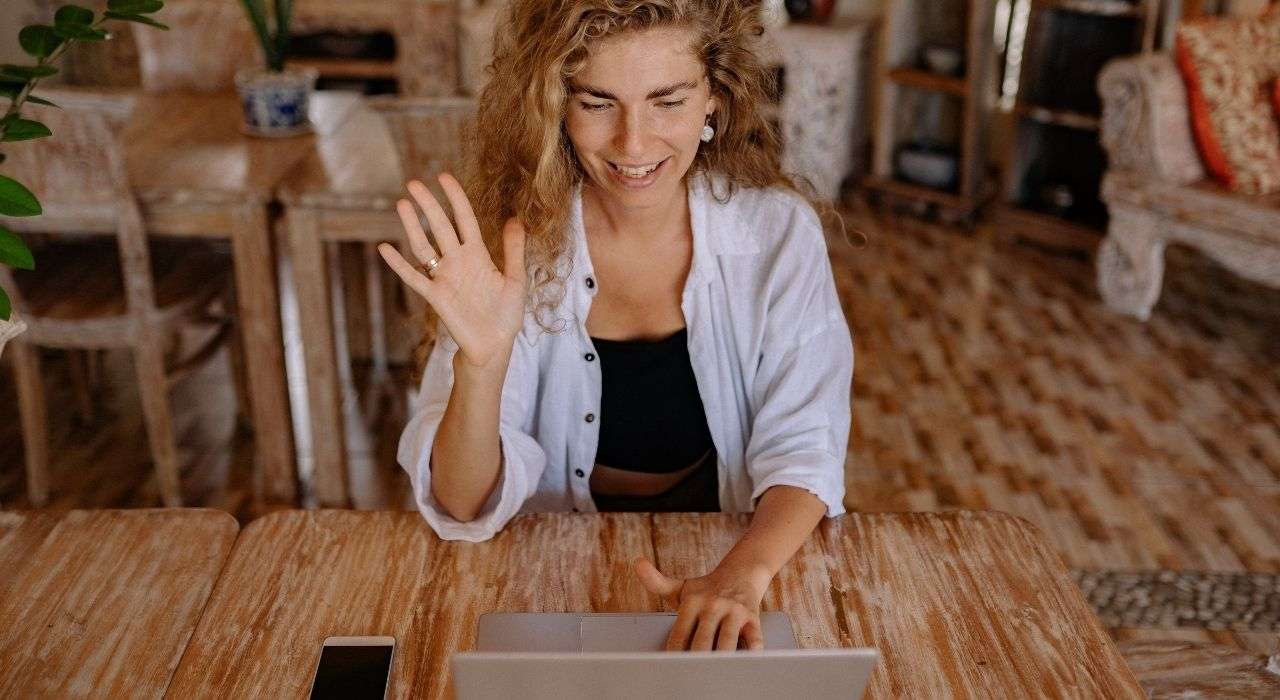 Het maken van een goede e-learningtraining omvat verschillende stadia.